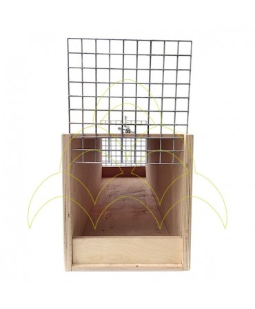 Macaws Portable Nest - 90cm: Entrance with open door