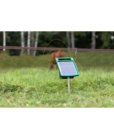 AKO Sun Power S 1000 - Mobile Compact Solar Unit: Applied to horse paddocks; AKO Sun Power S 1000 - Mobile Compact Solar Unit: Applied to horse paddocks;